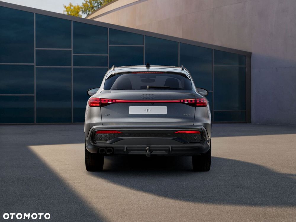 Audi Q5 Sportback - 4
