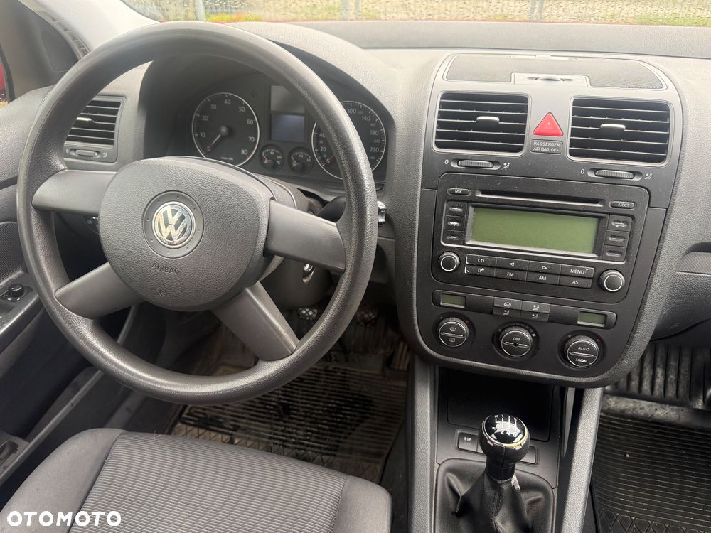 Volkswagen Golf 1.6 FSI Comfortline - 8