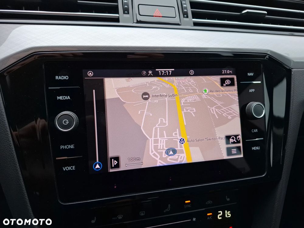 Volkswagen Passat Variant 2.0 TDI EVO Business DSG - 24