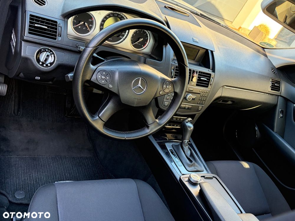 Mercedes-Benz Klasa C - 21