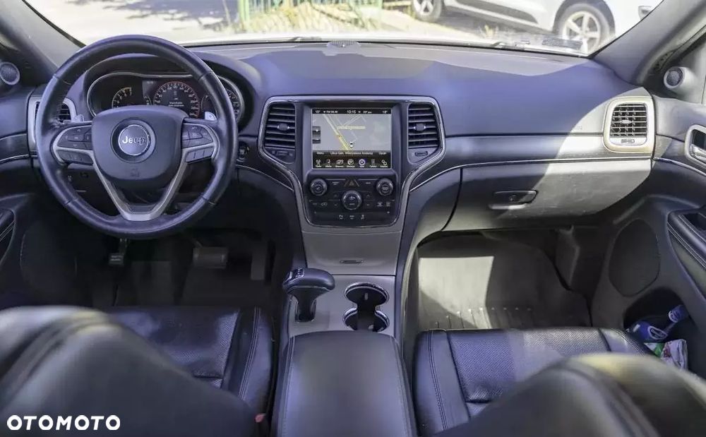 Jeep Grand Cherokee - 13