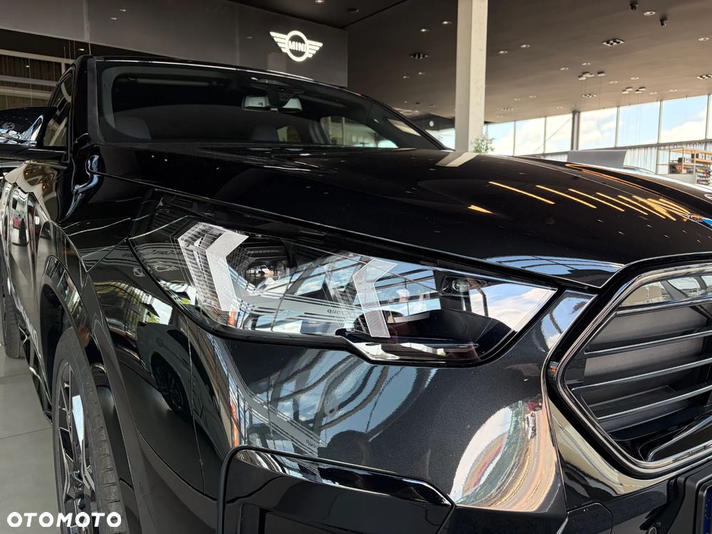 BMW X2 - 11