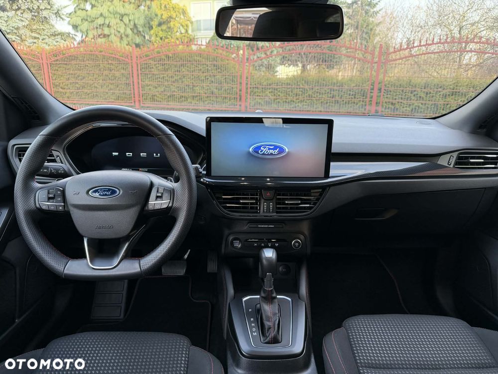 Ford Focus 1.0 EcoBoost mHEV ST-Line X - 11