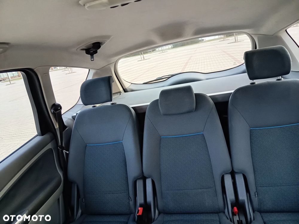 Ford S-Max - 14