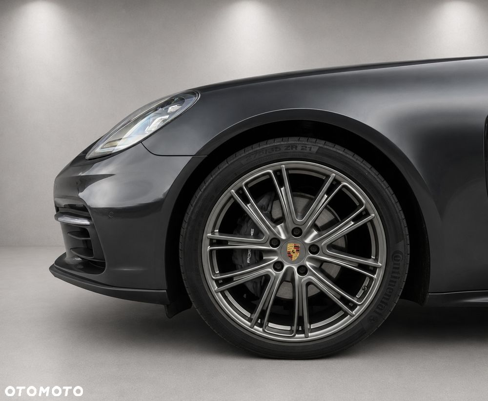 Porsche Panamera 4 - 7