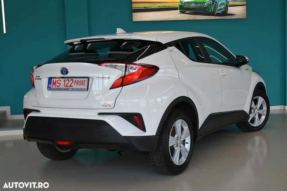 Toyota C-HR Flow - 4
