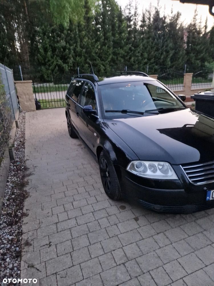 Volkswagen Passat 1.9 TDI Highline - 2