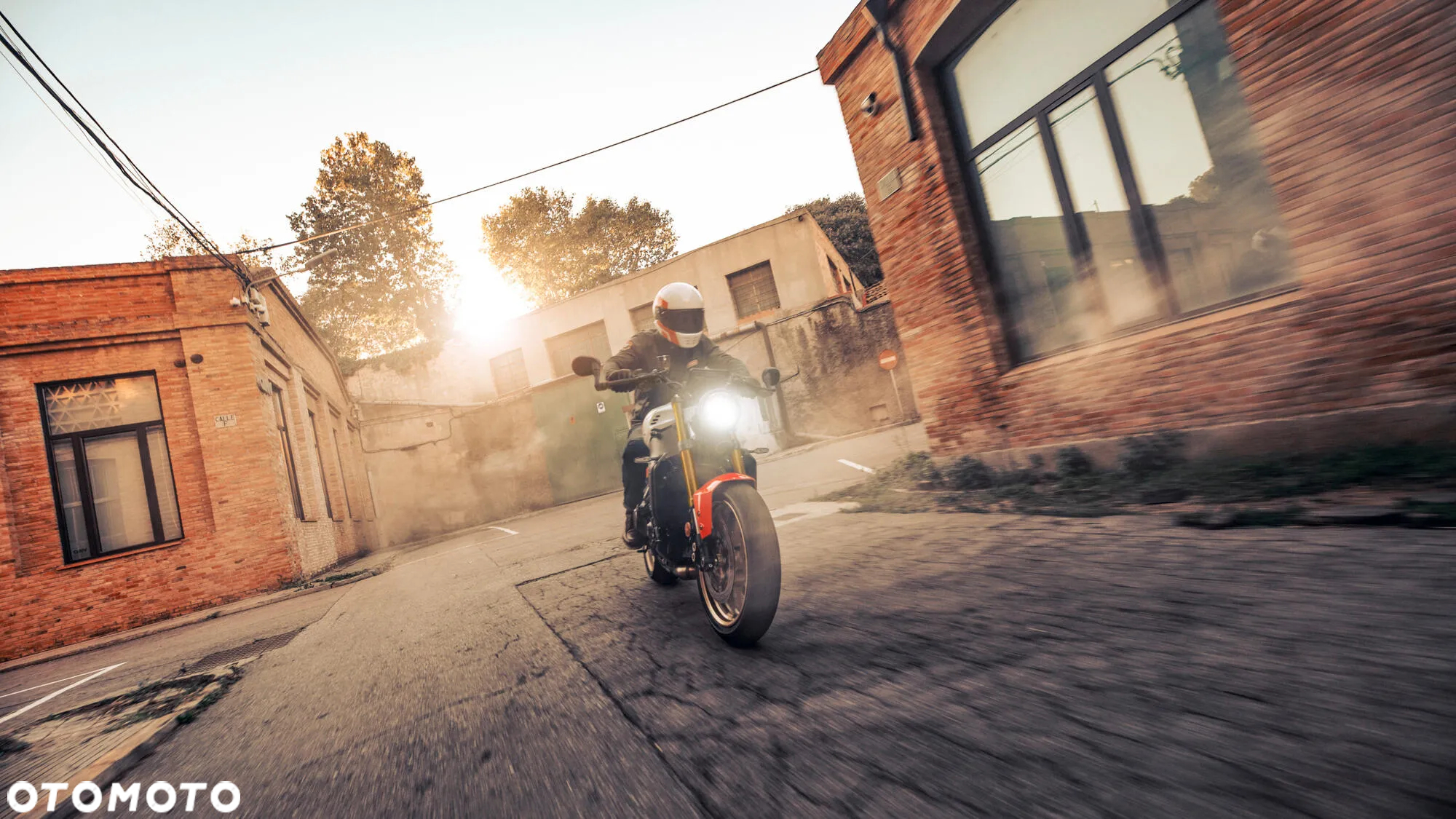 Yamaha XSR - 2