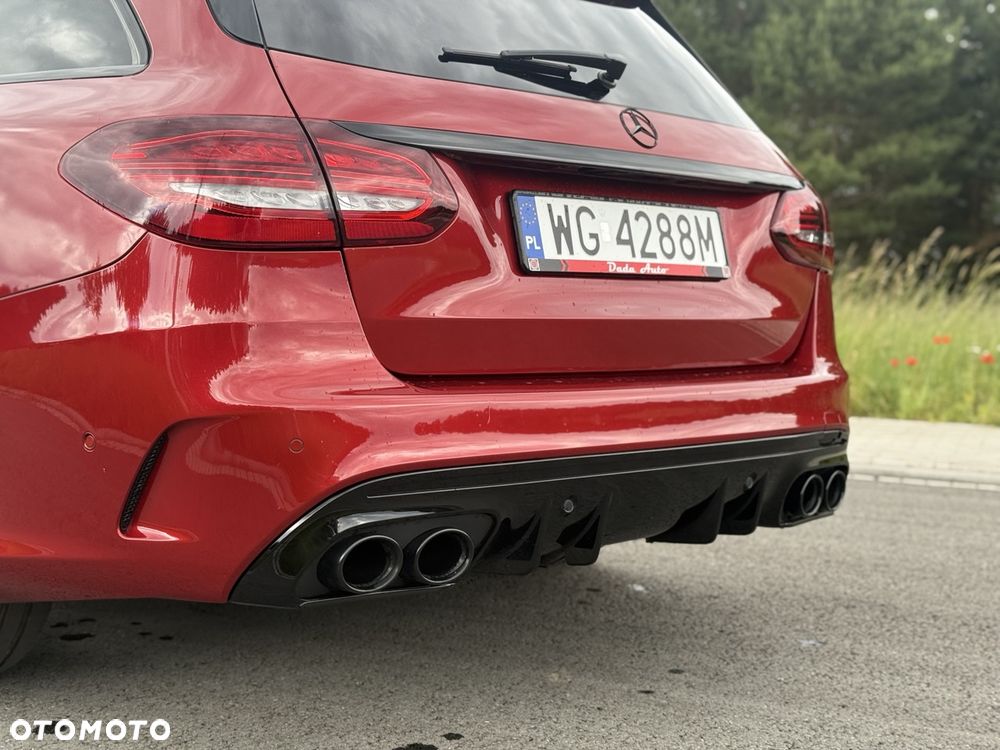 Mercedes-Benz Klasa C 300 9G-TRONIC AMG Line - 11