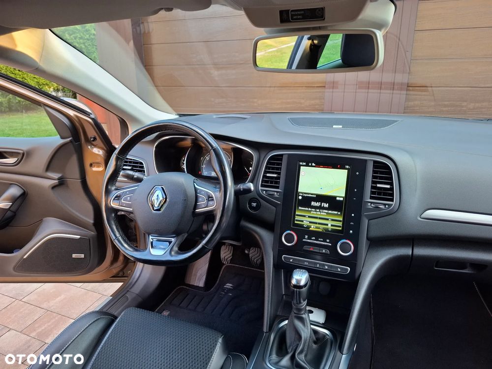 Renault Megane 1.2 Energy TCe Bose - 21