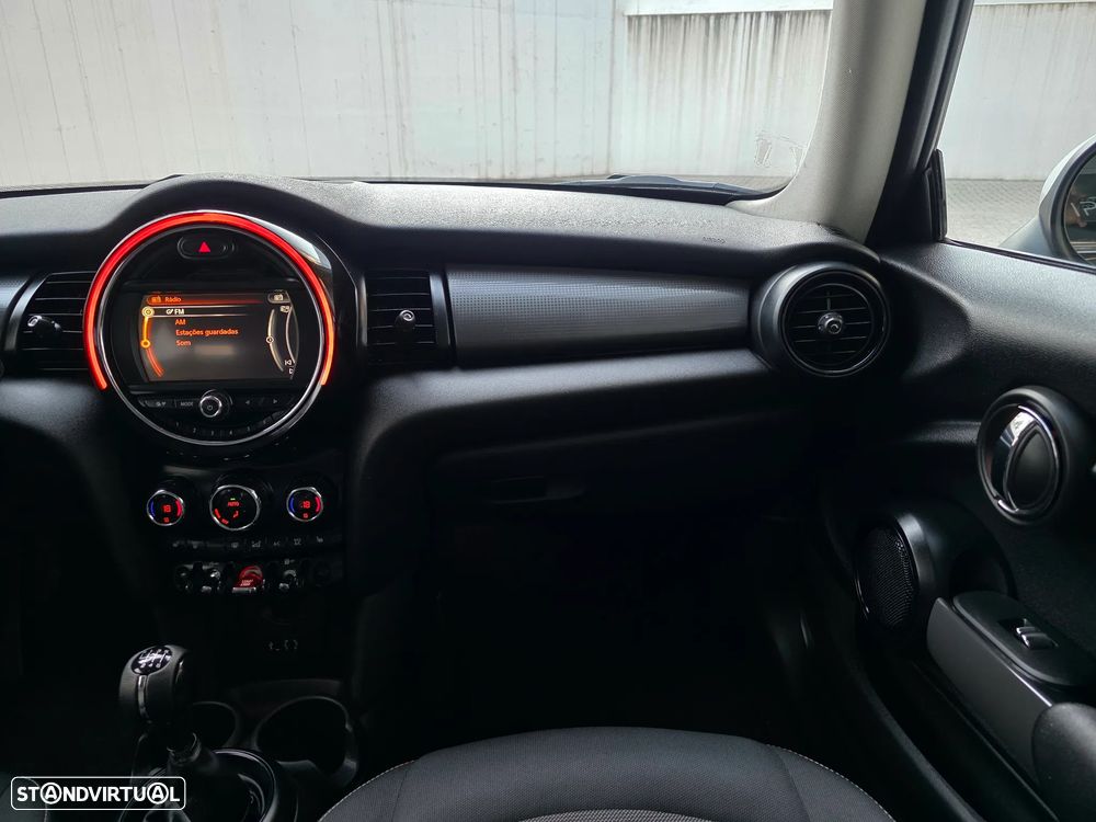 MINI 3 Portas Cooper D - 39