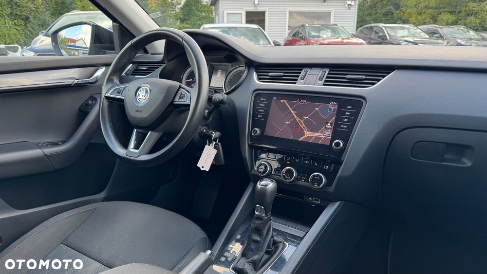 Skoda Octavia 2.0 TSI DSG Style - 37
