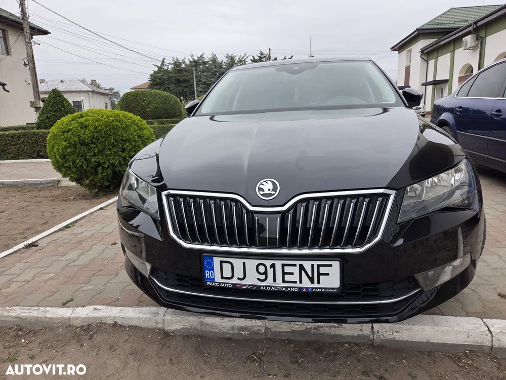 Skoda Superb 2.0 TDI DSG Active - 6