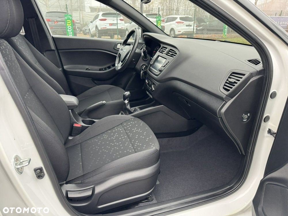 Hyundai i20 blue 1.2 YES!+ - 37