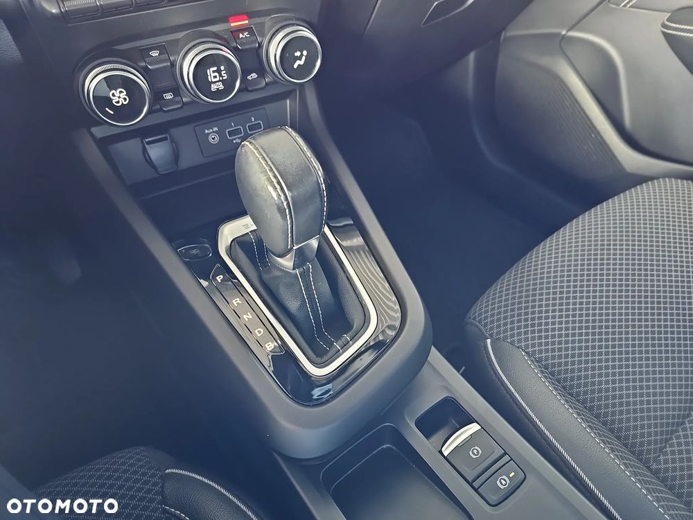 Renault Arkana 1.6 E-TECH Intens MMT - 18