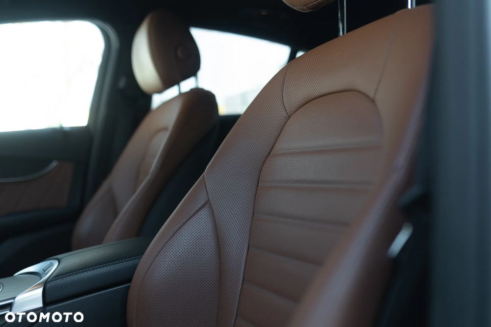 Mercedes-Benz GLC - 14