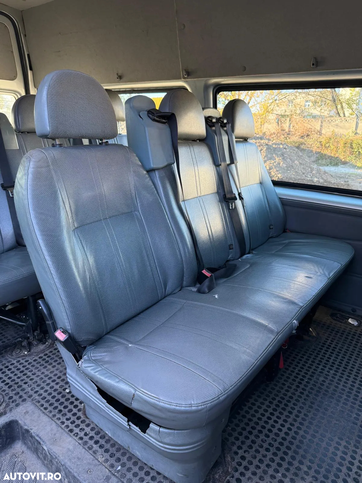Ford Transit FT 350 L TDCi - 10