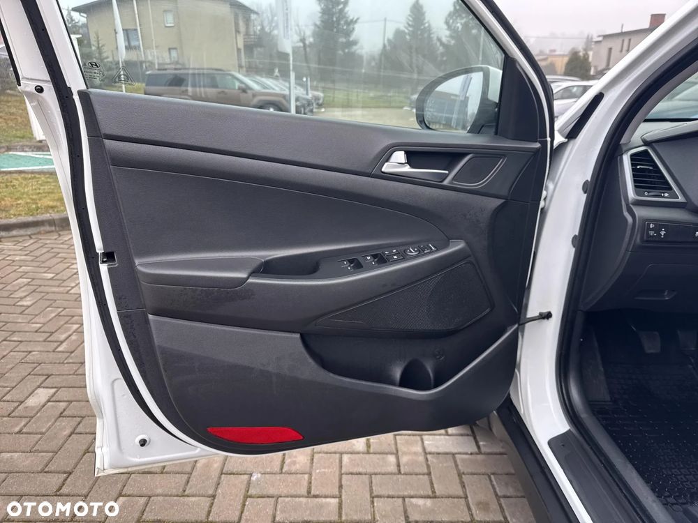 Hyundai Tucson 1.6 GDI BlueDrive Comfort 2WD - 10