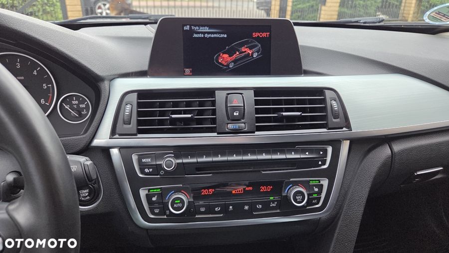 BMW Seria 3 320d Efficient Dynamics Edition Sport Line - 28