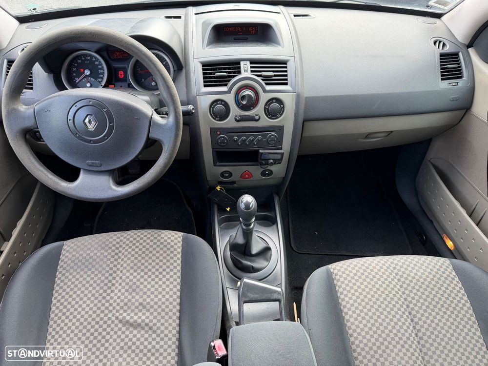 Renault Mégane Break 1.5 dCi Confort - 6