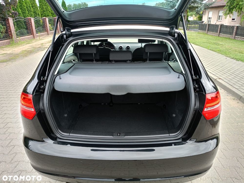 Audi A3 Sportback - 12