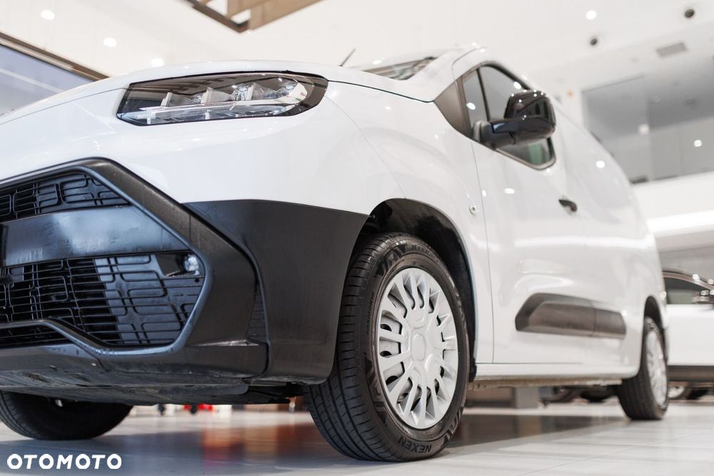 Toyota Proace City - 13
