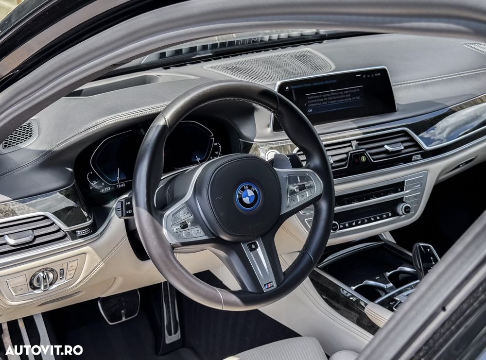 BMW Seria 7 745Le xDrive AT PHEV - 8