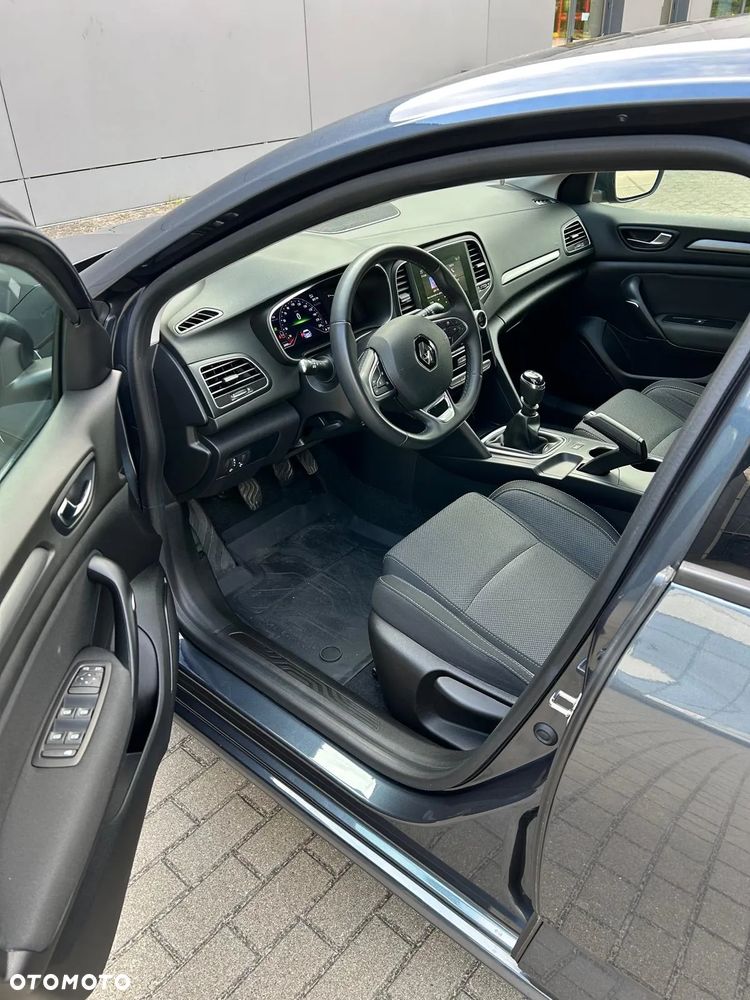 Renault Megane 1.3 TCe FAP Equilibre - 10