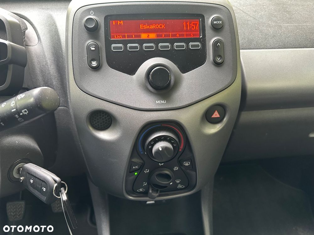 Toyota Aygo 1.0 VVT-i Color Edition - 14