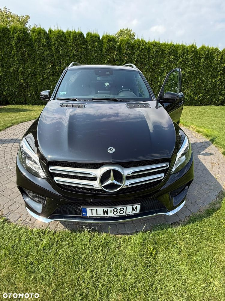 Mercedes-Benz GLE 350 d 4Matic 9G-TRONIC AMG Line - 13