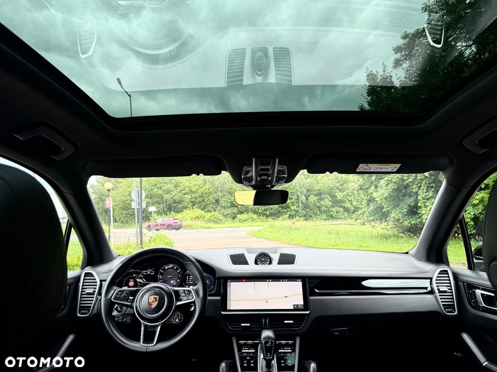 Porsche Cayenne - 9