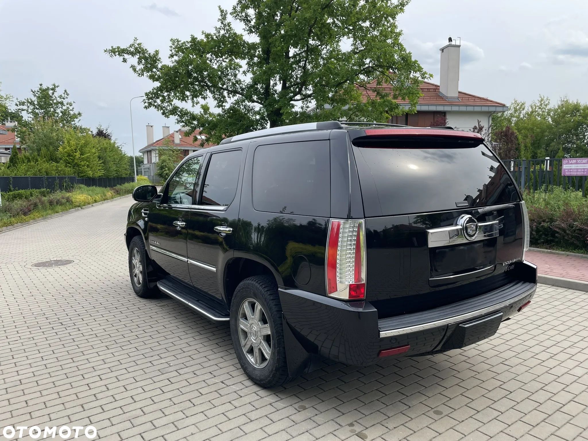 Cadillac Escalade 6.2 V8 Sport Luxury - 1