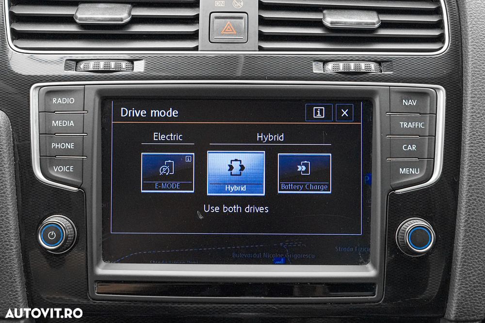 Volkswagen Golf 1.4 GTE Plug-In-Hybrid DSG - 21