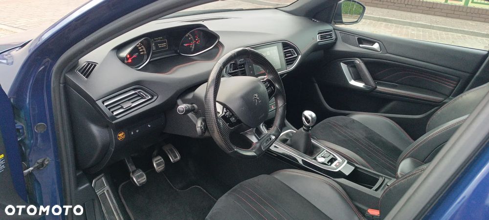 Peugeot 308 - 13