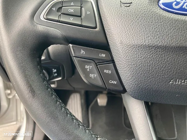 Ford Focus SW 1.5 TDCi Titanium - 17