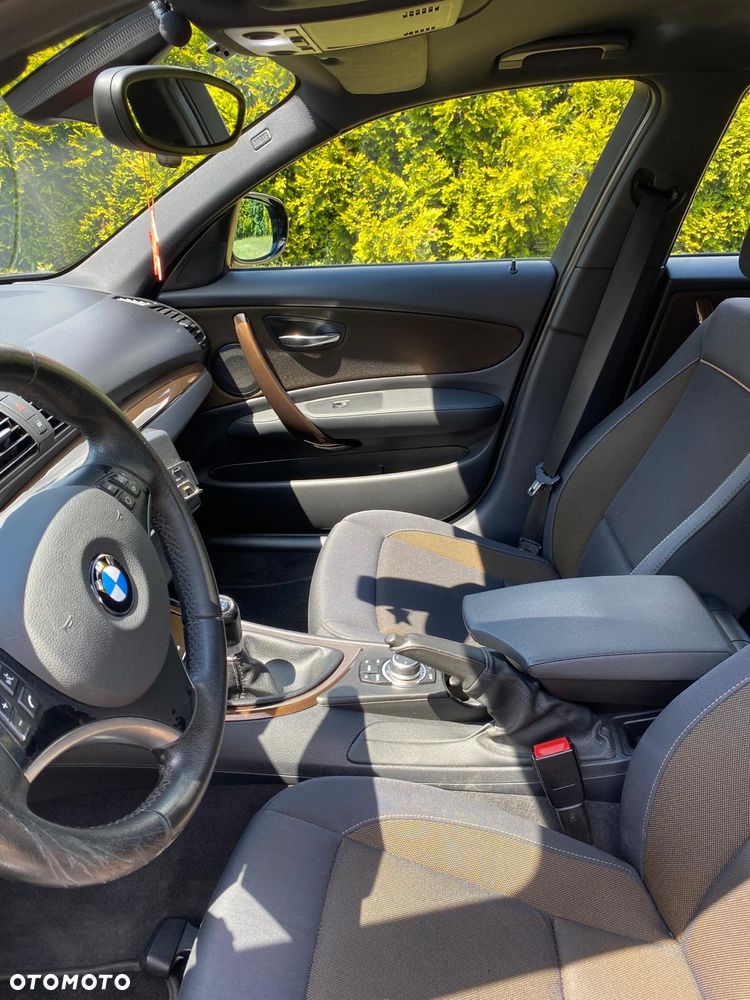 BMW Seria 1 118i - 12