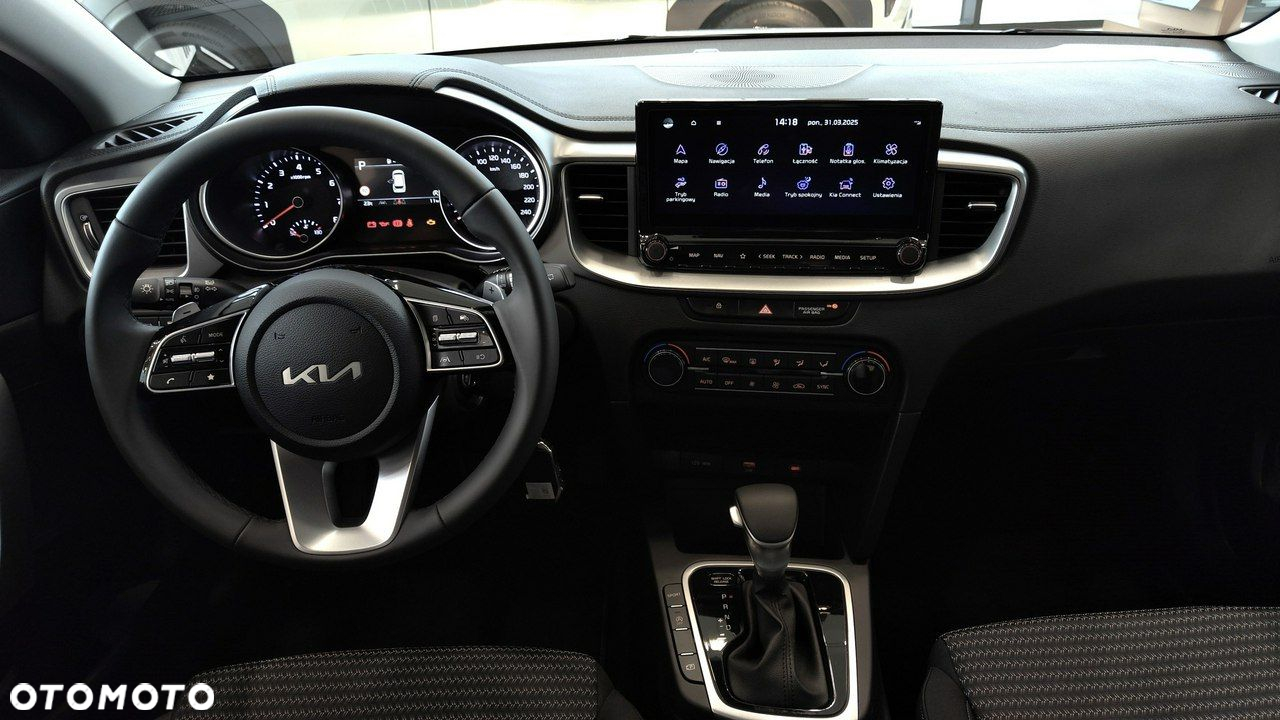 Kia Ceed - 15