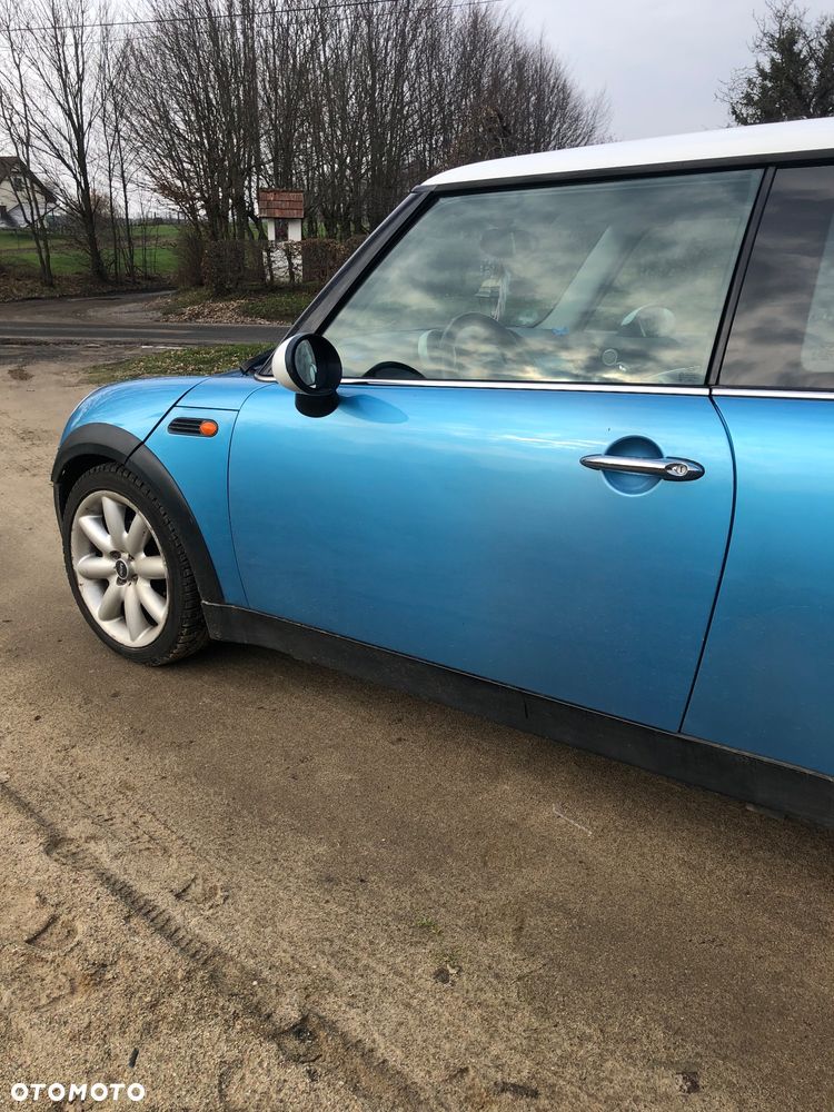 MINI Cooper Standard - 5