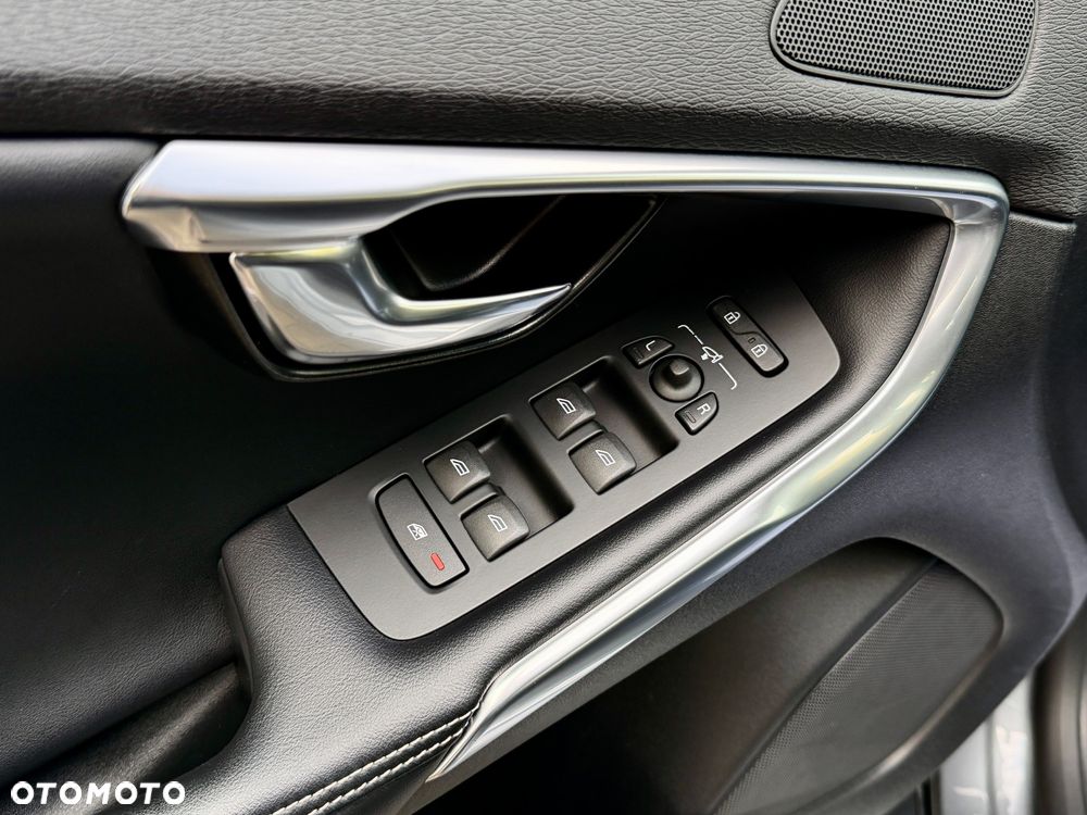 Volvo V40 T4 RDesign - 22