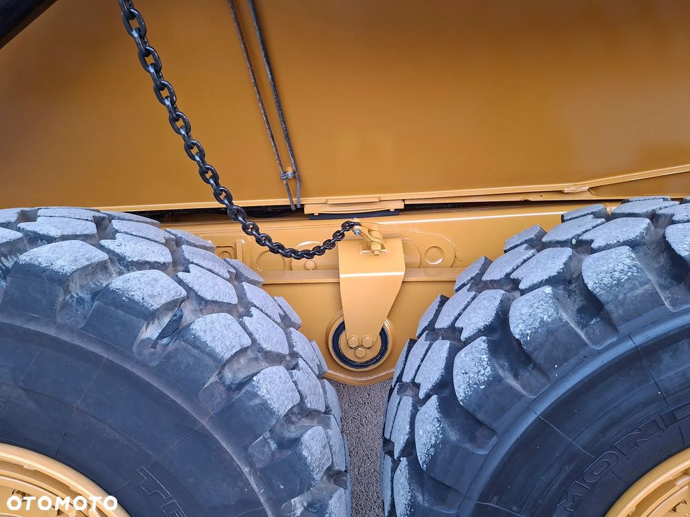 Caterpillar 725 - 34