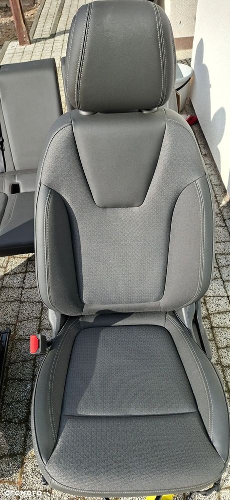 Komplet fotele Buick Encore GX - 4
