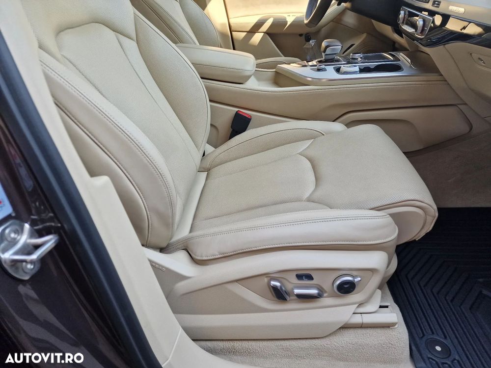Audi Q7 3.0 50 TDI quattro Tiptronic MHEV S Line - 8