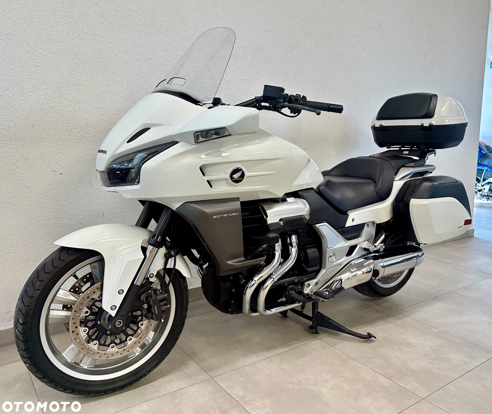 Honda CTX - 2