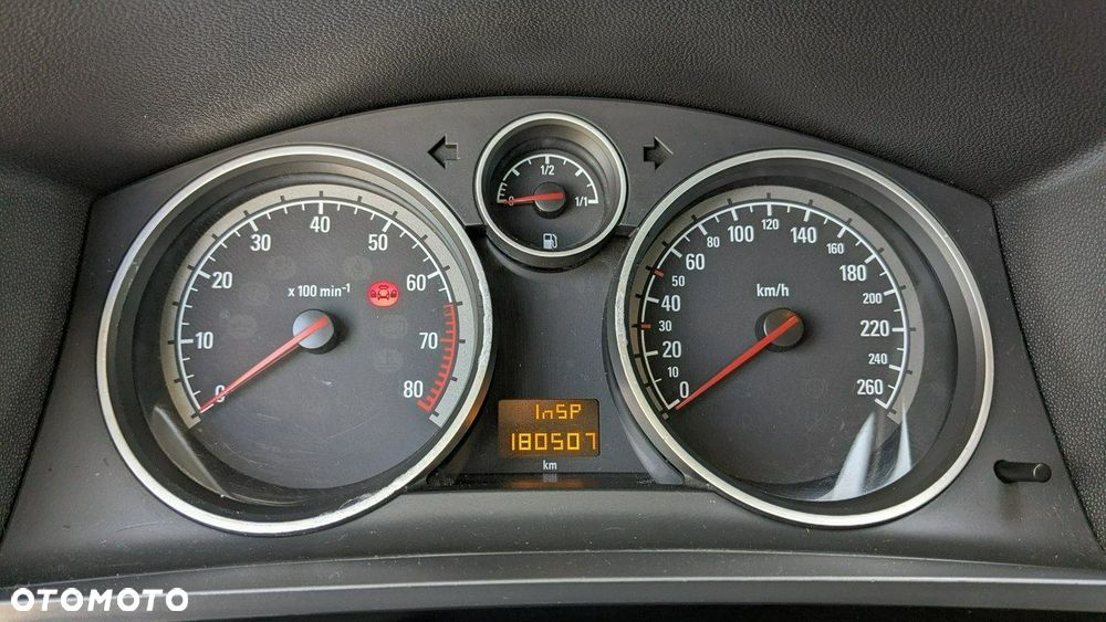 Opel Zafira - 23