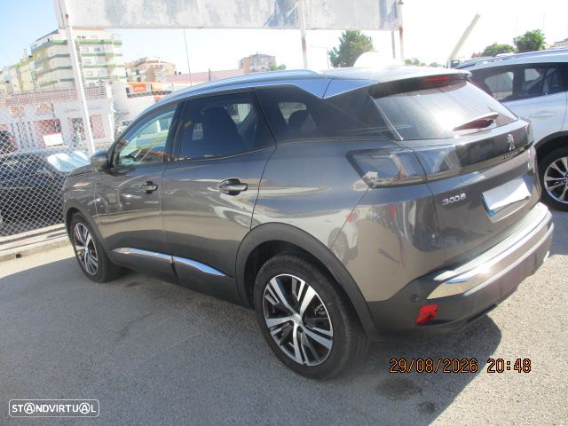 Peugeot 3008 1.5 BlueHDi Allure EAT8 - 6