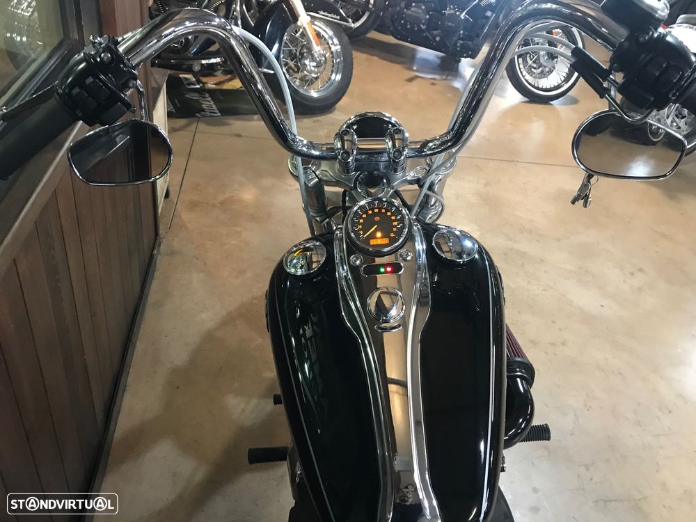 Harley-Davidson Dyna Wide Glide FXDWG 103 - 5
