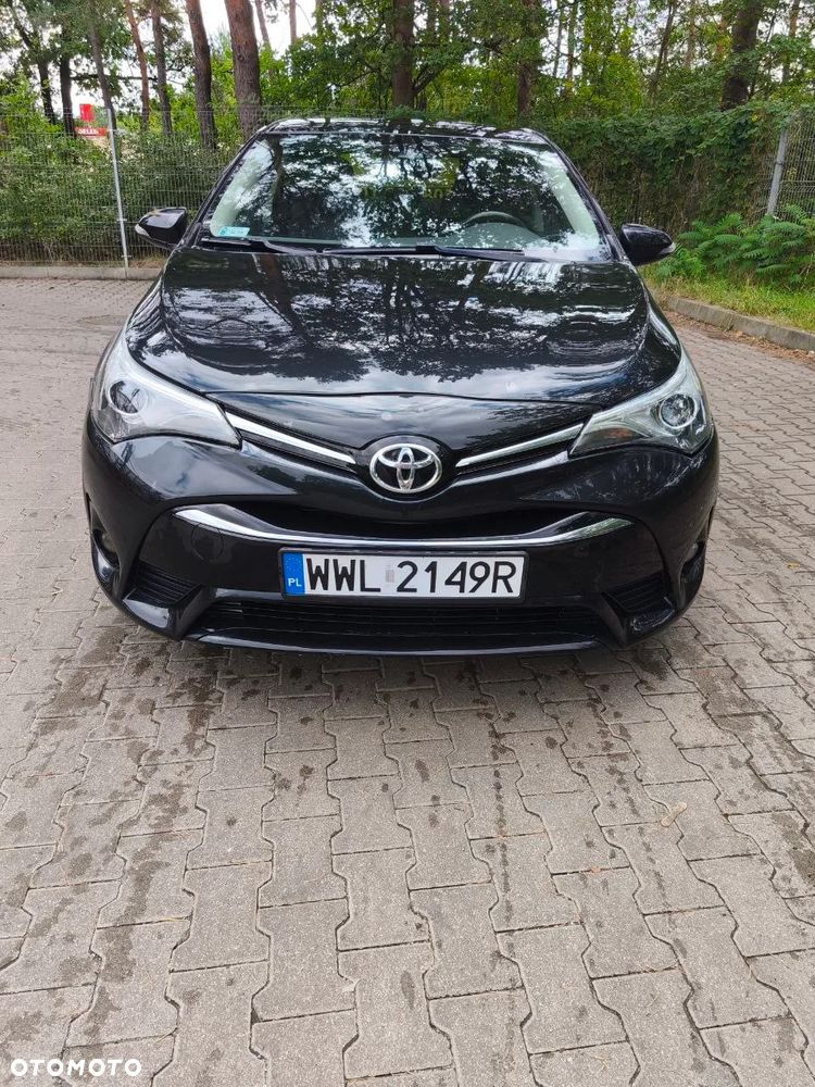 Toyota Avensis 1.8 Premium - 1
