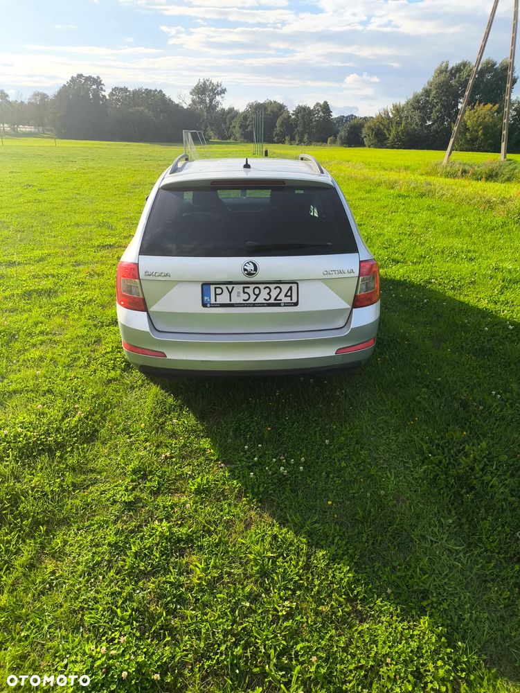 Skoda Octavia 1.6 TDI Ambition DSG - 3