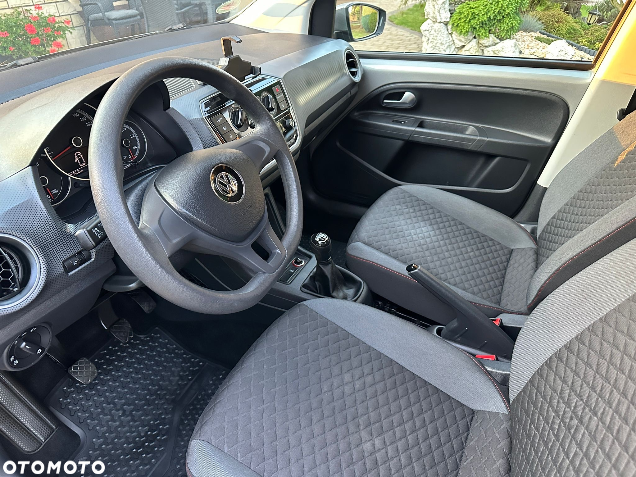 Volkswagen up! spice - 7