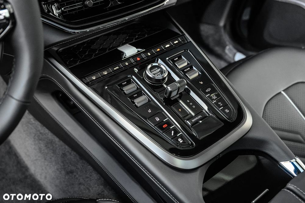 Aston Martin DBX707 - 21